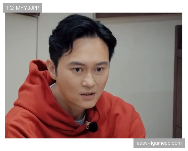 何卓佳出门带的包，比我一个月工资还多？这生活咋这么反差...